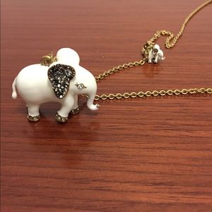 Ann Taylor elephant necklace NWT